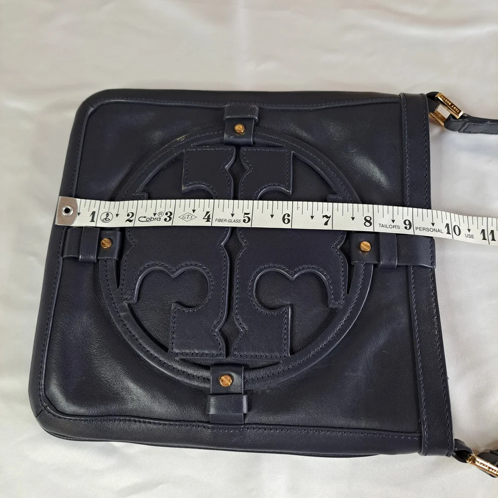 TORY BURCH LEATHER CROSSBODY BAG in STO~A~WAY NAVY - Picture 12 of 16